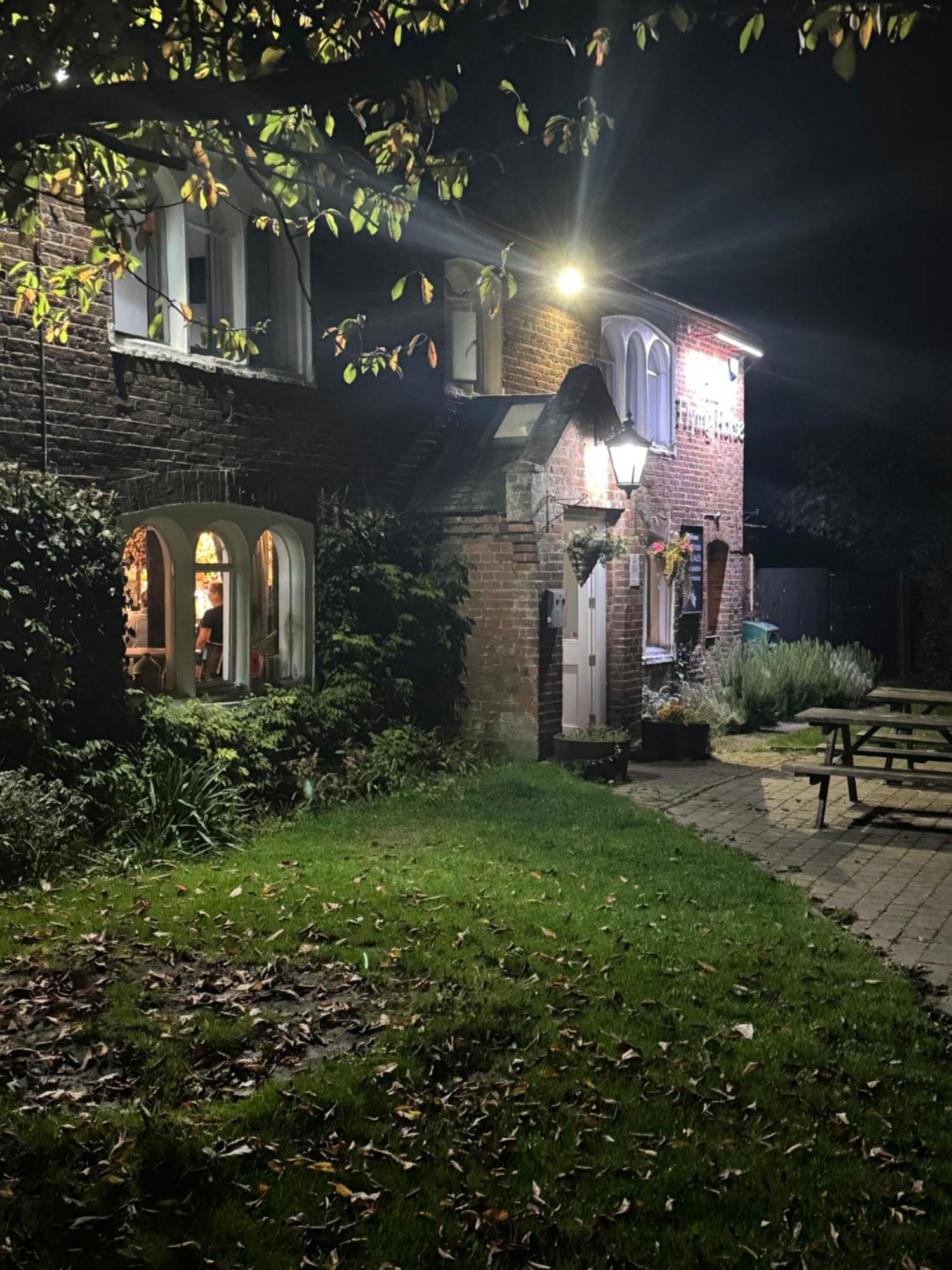 Boughton Aulph The Flying Horse Inn מראה חיצוני תמונה